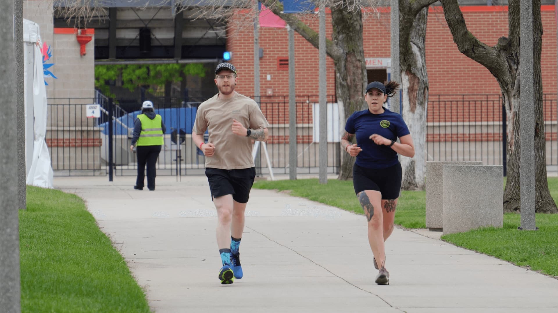 The EDC Remembrance Muster runners at UIC in Chicago